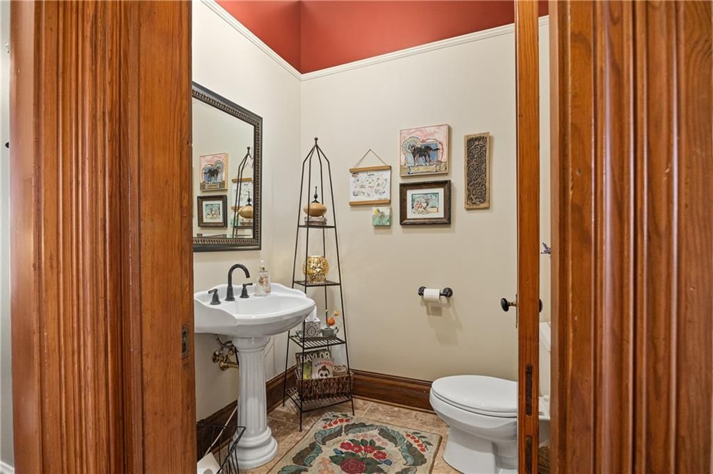 2204 Ashland Avenue — photo 37