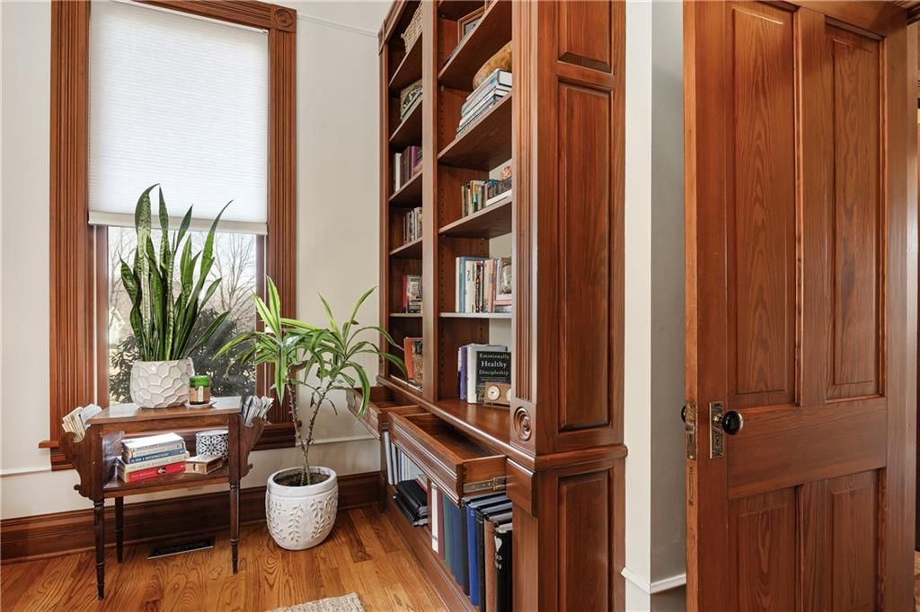 2204 Ashland Avenue — photo 42