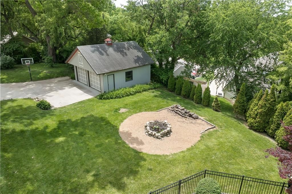 2204 Ashland Avenue — photo 96