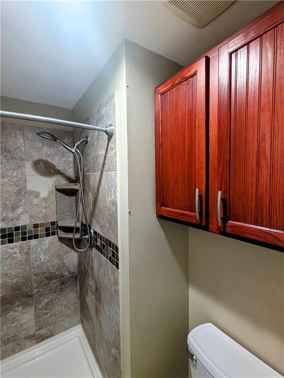 8113 N Serene Avenue — photo 32