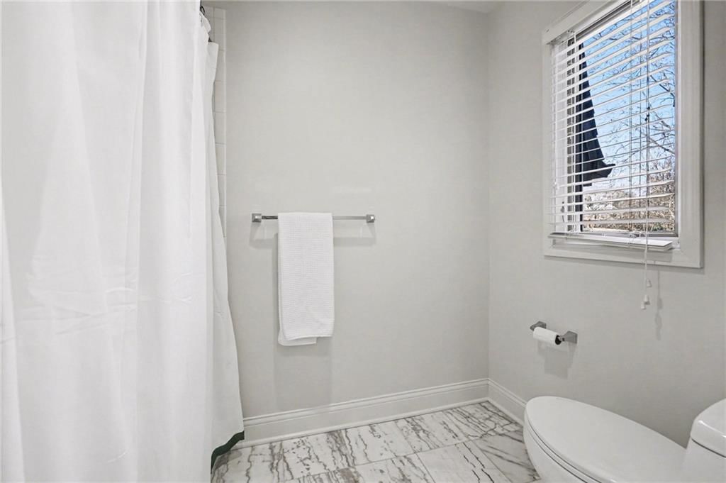 410 W 130th Terrace — photo 37