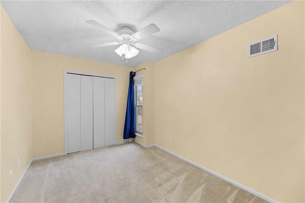 729 E 121 Terrace — photo 17