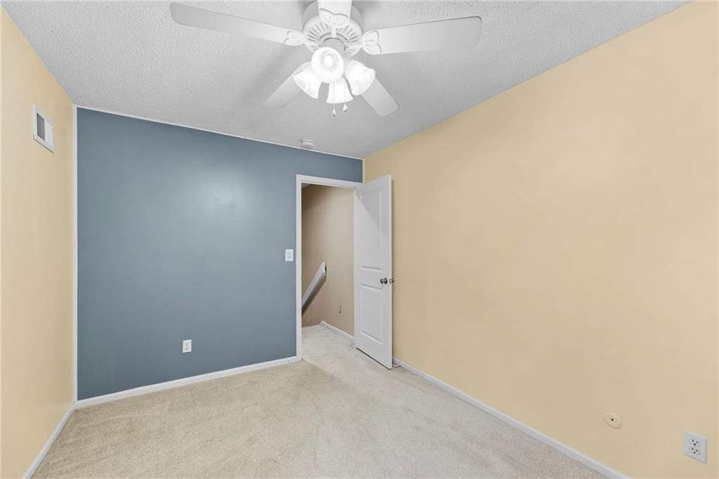 729 E 121 Terrace — photo 18