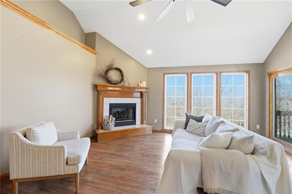 1403 Red Bud Avenue — photo 15