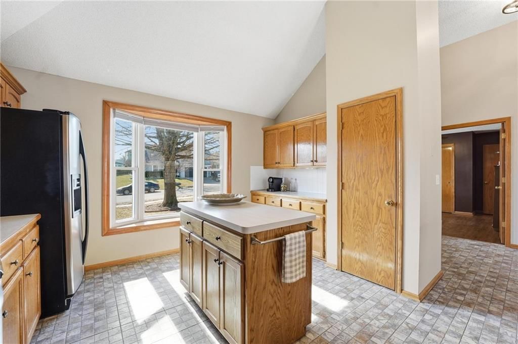 1403 Red Bud Avenue — photo 25