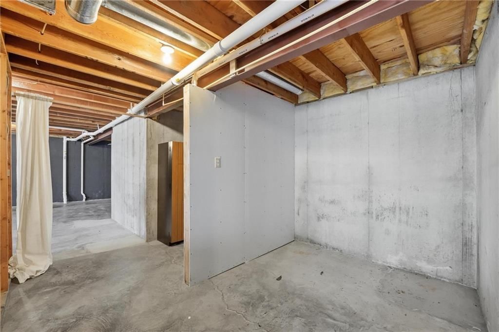 1403 Red Bud Avenue — photo 40