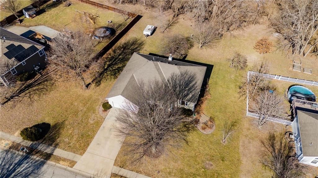 1403 Red Bud Avenue — photo 50