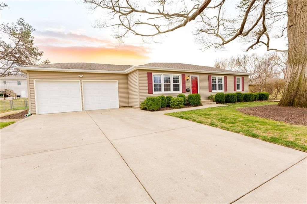 10241 Woodson Drive, Overland Park, KS