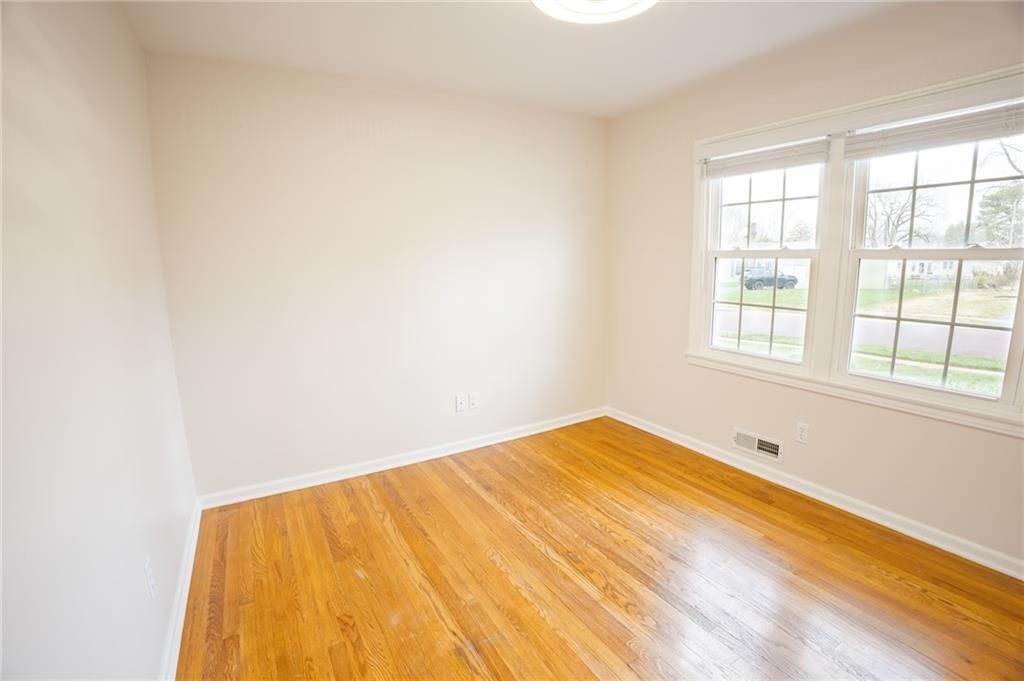 10241 Woodson Drive — photo 5