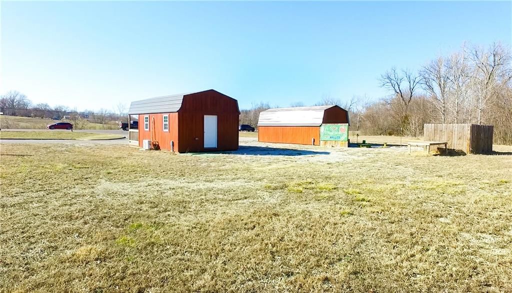 1451 S Buckner Tarsney Road — photo 8