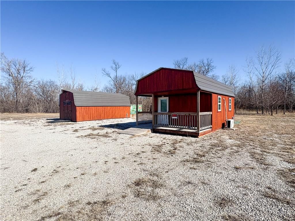 1451 S Buckner Tarsney Road — photo 22