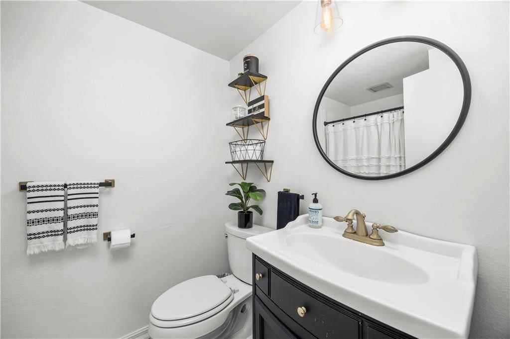 2700 N 8th Street — photo 35