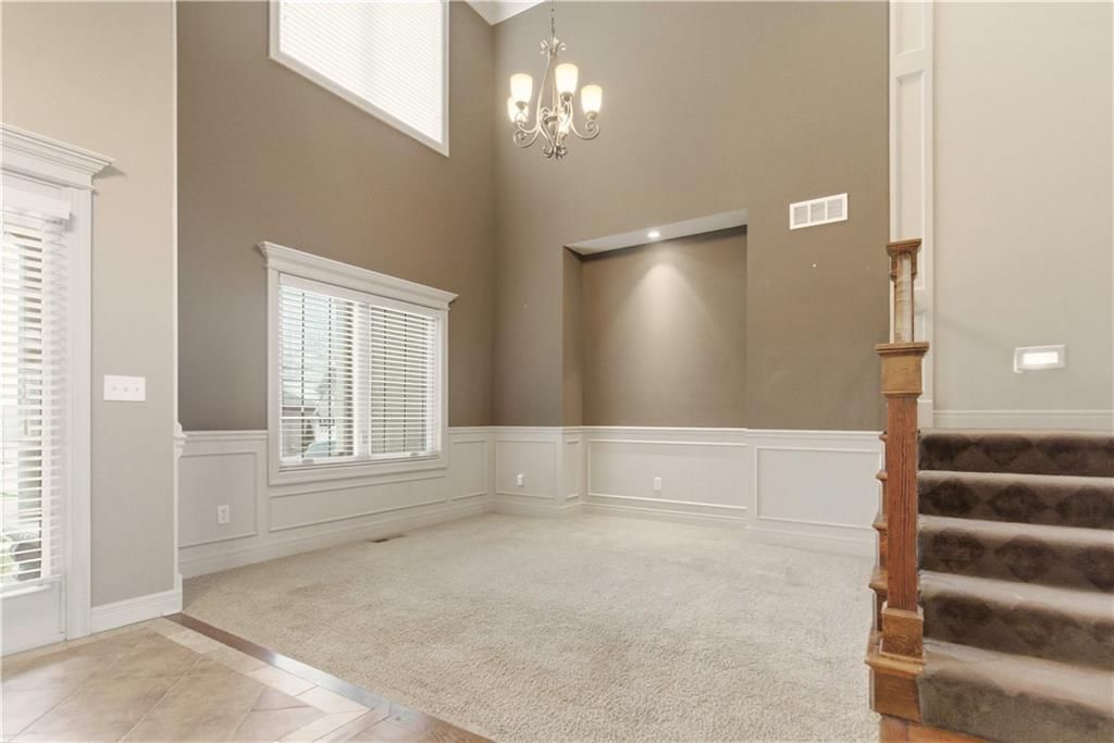 1559 Brompton Lane — photo 8