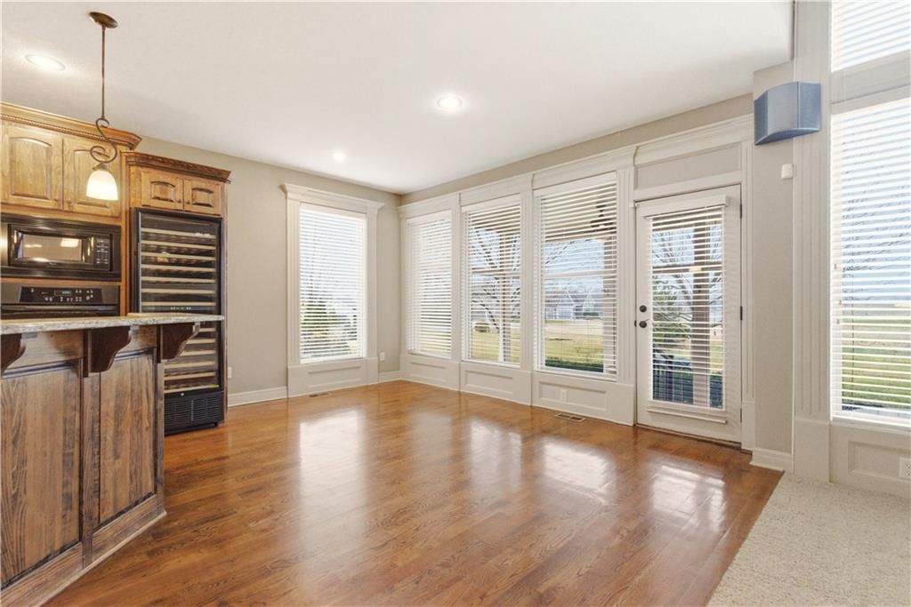 1559 Brompton Lane — photo 14