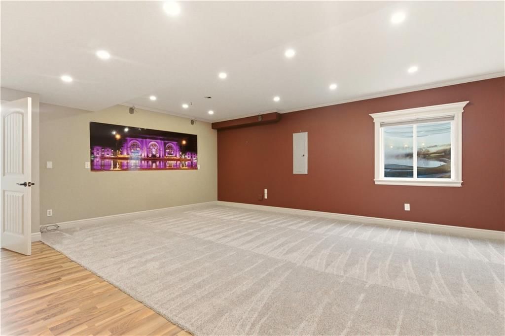 1559 Brompton Lane — photo 59