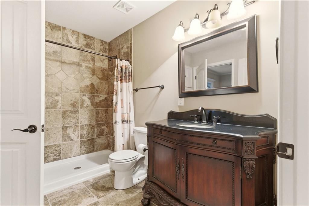 1559 Brompton Lane — photo 65