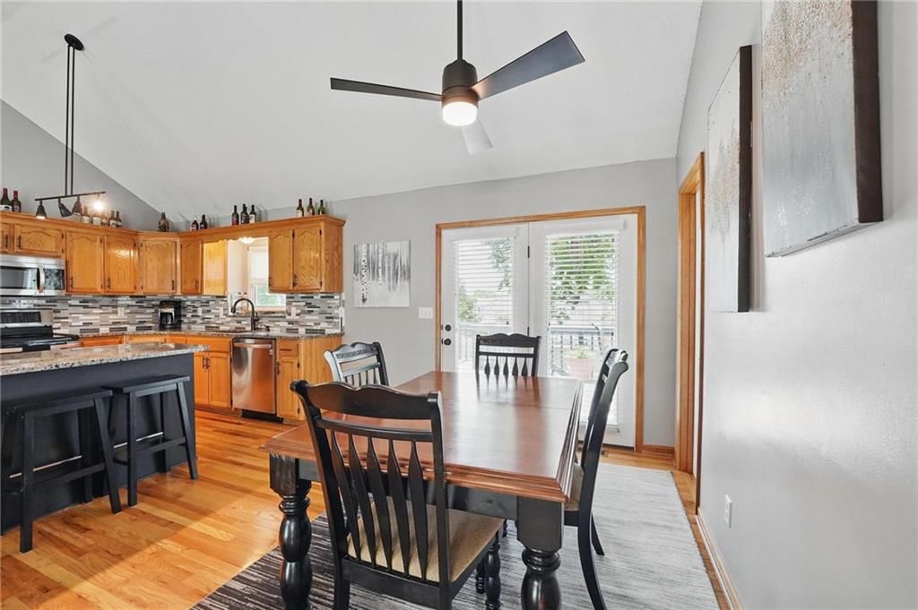 1108 NE Woodbury Court — photo 13