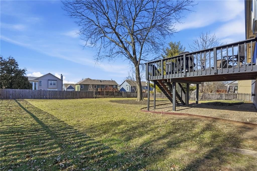 1108 NE Woodbury Court — photo 29
