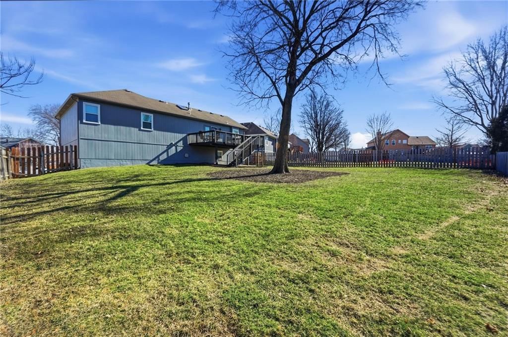 1108 NE Woodbury Court — photo 31