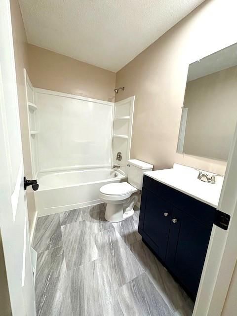 5820 NE 60th Street — photo 13
