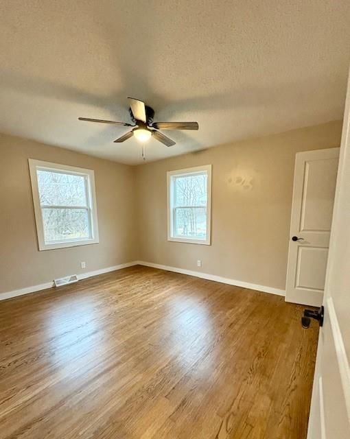 5820 NE 60th Street — photo 18