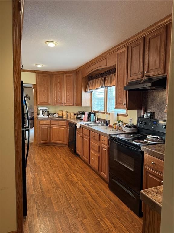 706 Schofield Street — photo 6