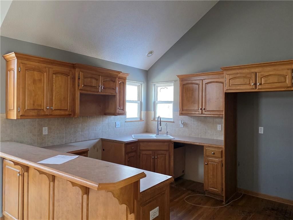 1309 Russell Road — photo 10