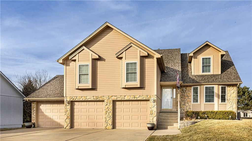 308 SW Chatham Circle — photo 1