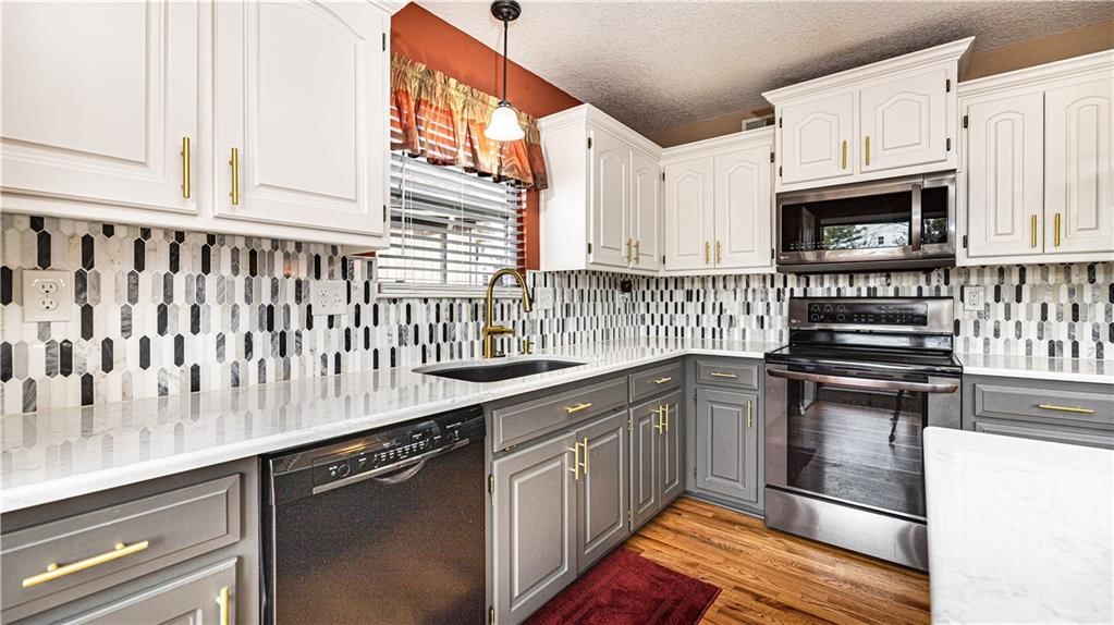 308 SW Chatham Circle — photo 5