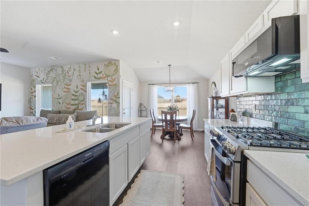 1600 Maci Street — photo 15