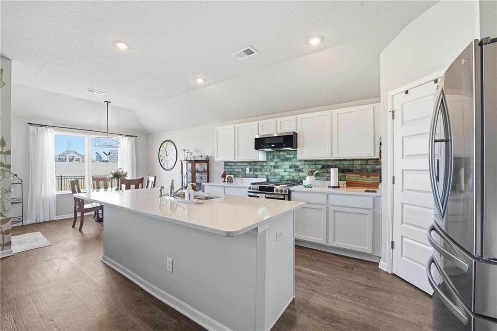 1600 Maci Street — photo 20