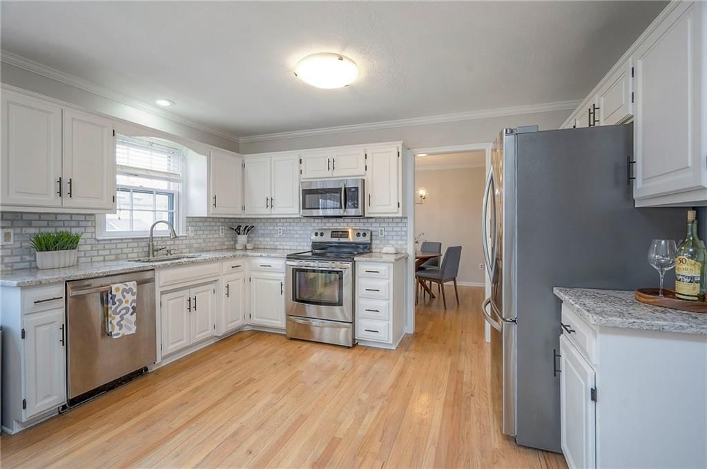 15113 Horton Street — photo 7