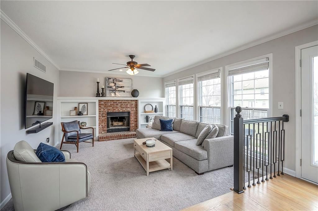 15113 Horton Street — photo 8
