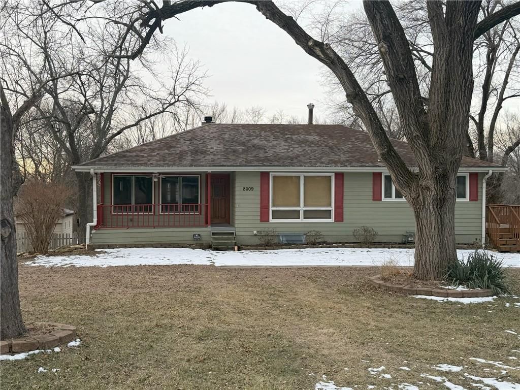 8609 E 116th Street, Kansas City, MO