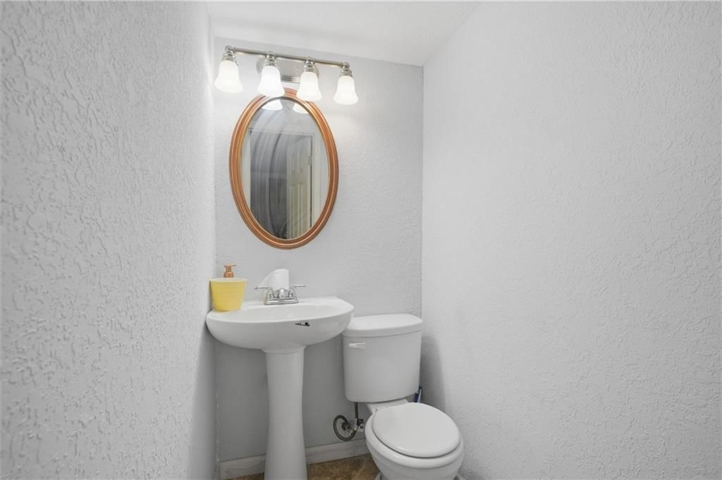 4828 N Tullis Drive — photo 18