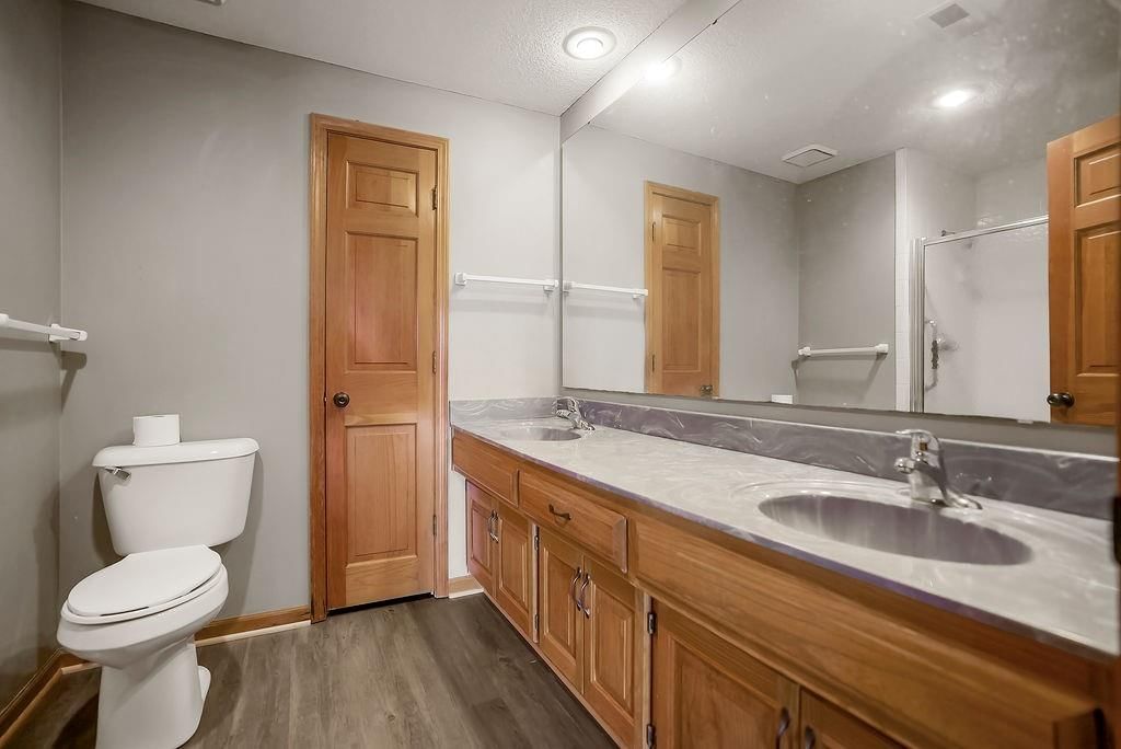 15142 Oakmont Street — photo 36