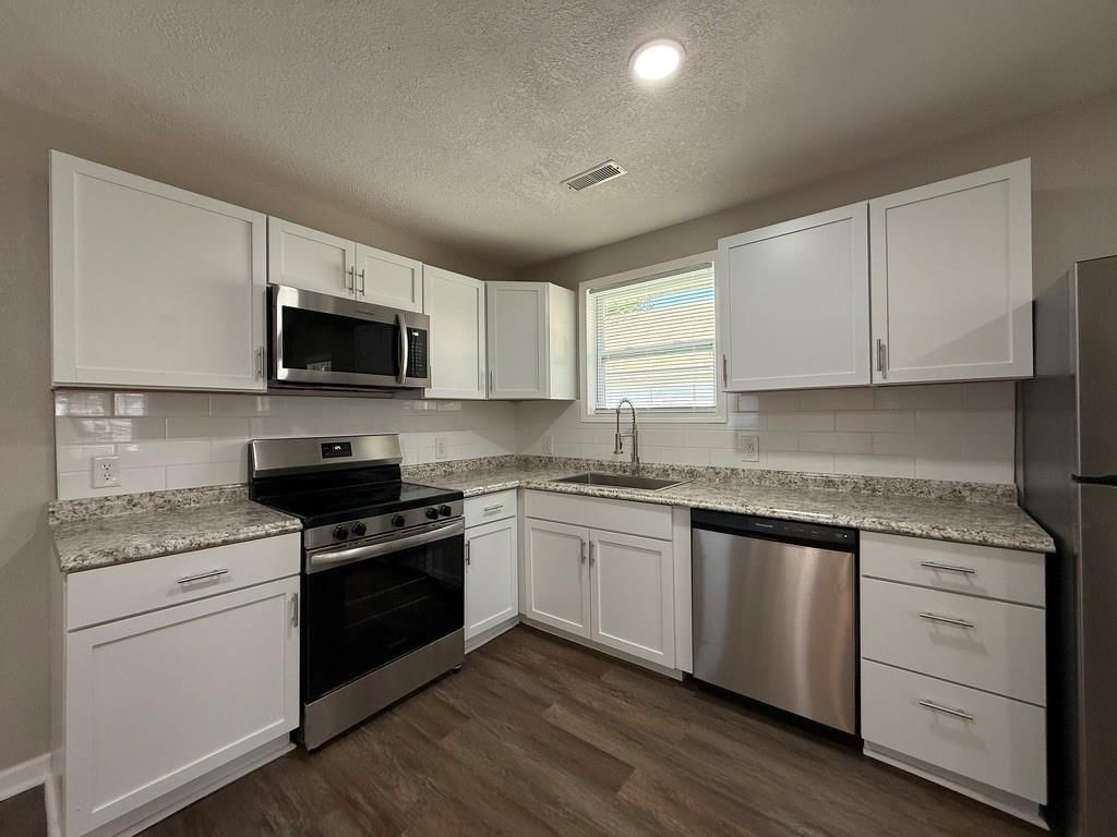 910 W Valley Street — photo 10