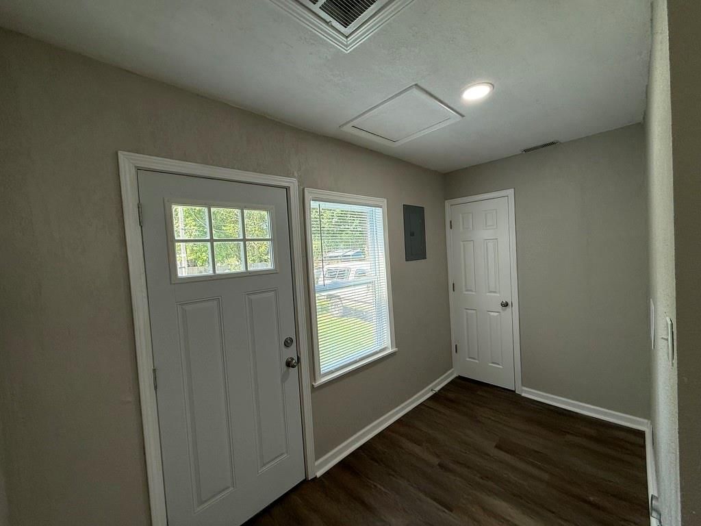 910 W Valley Street — photo 14