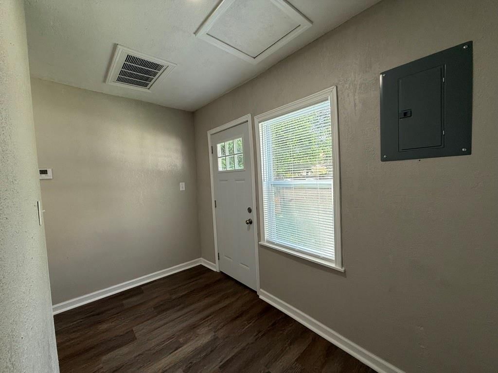 910 W Valley Street — photo 17