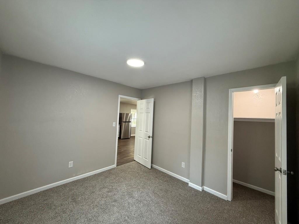 910 W Valley Street — photo 19