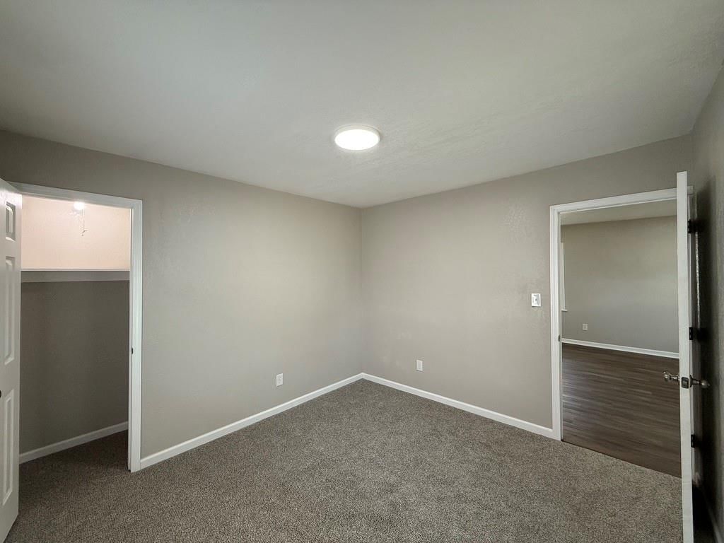 910 W Valley Street — photo 25