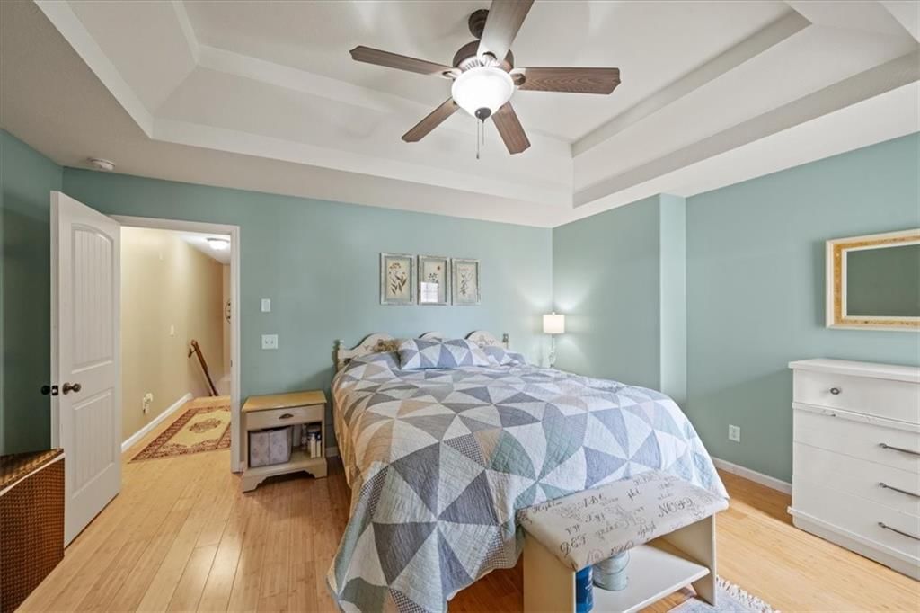 4038 N Hardesty Avenue — photo 17