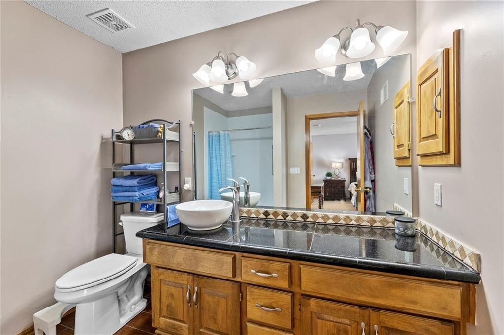 1053 SW 8th Circle — photo 13
