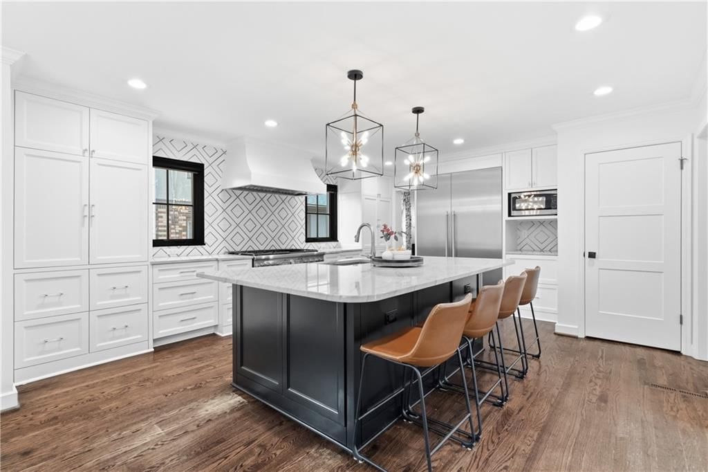 1287 W 71st Terrace — photo 9