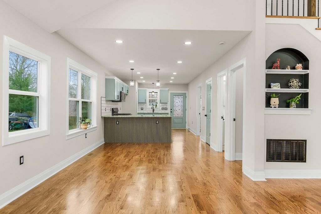 1511 Walker Avenue — photo 8