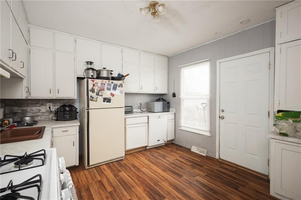 116 W Gay Street — photo 16
