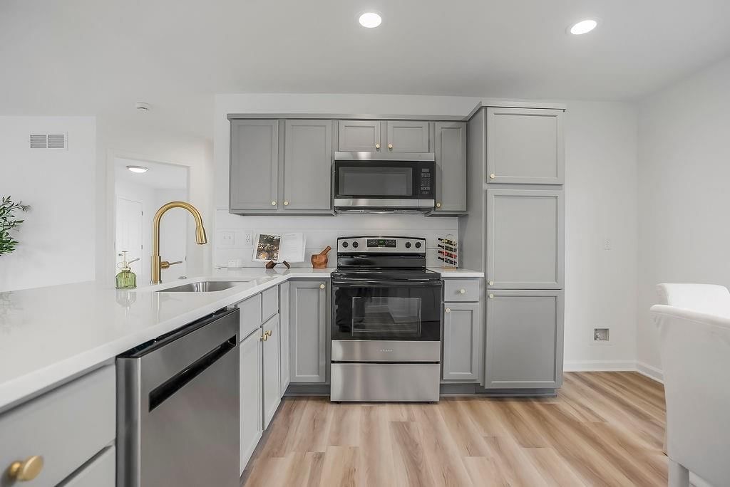 725 Pacific Avenue — photo 9