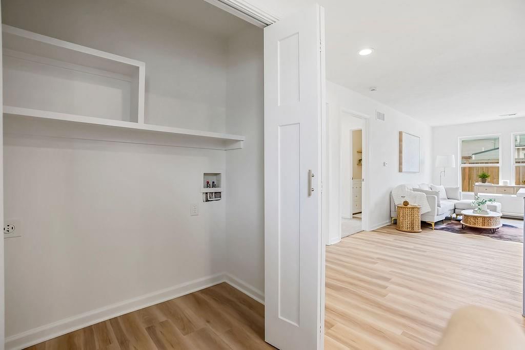 725 Pacific Avenue — photo 11