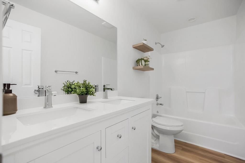 725 Pacific Avenue — photo 15