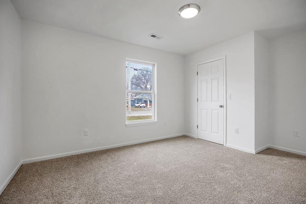 725 Pacific Avenue — photo 18